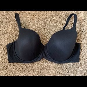 Victoria Secret Lined Demi 38 DD- Black